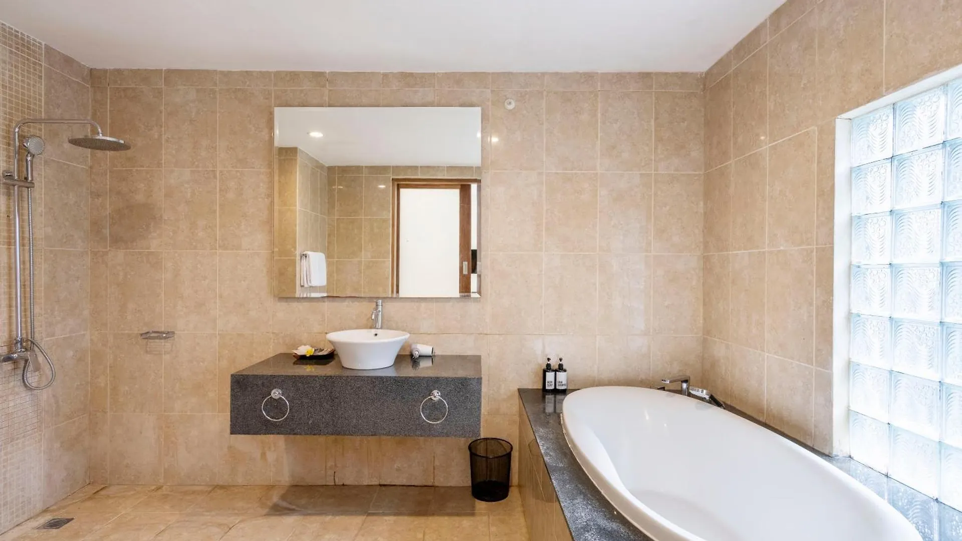 Kings Villas Sanur By Moria Denpasar
