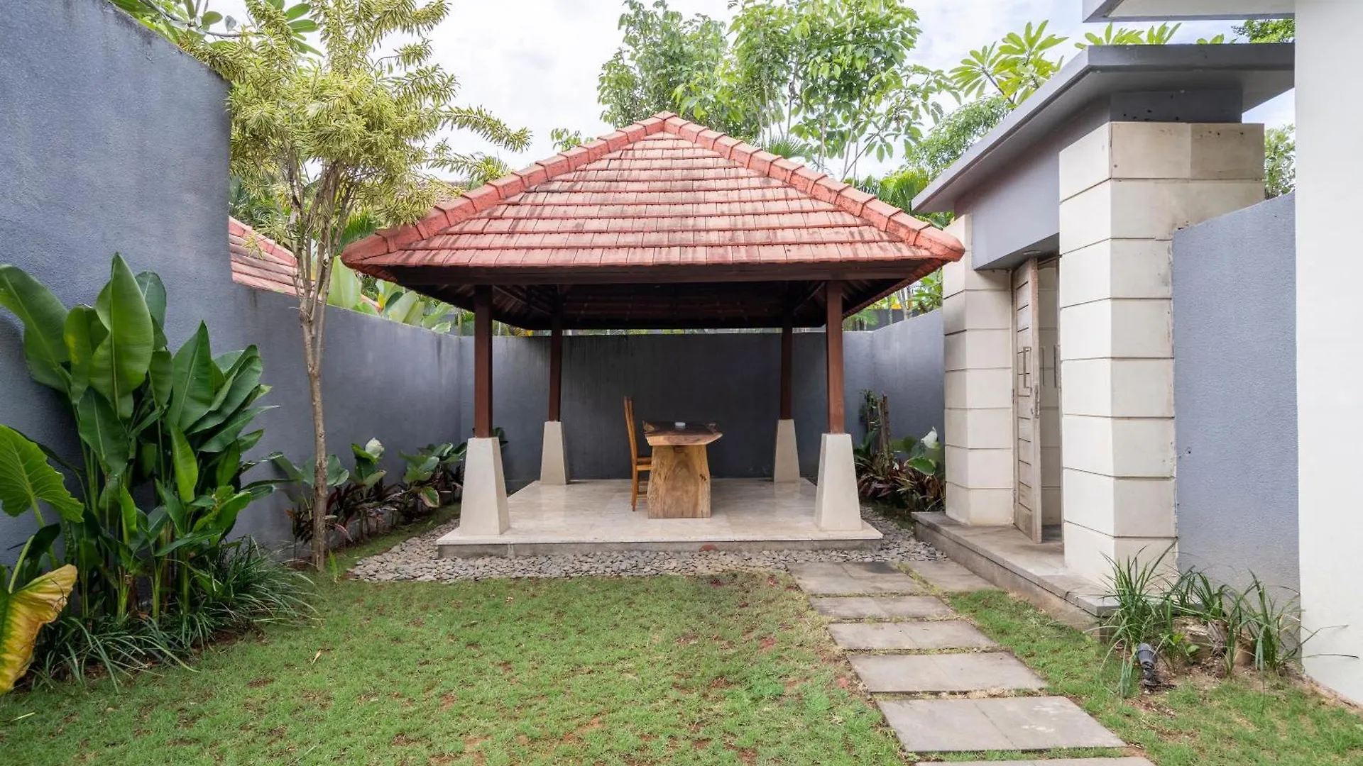 Kings Villas Sanur By Moria Denpasar  Denpasar (Bali)